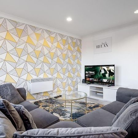 Ebra Stays - Luxury 2 Bedroom Apartment - Birmingham Bagian luar foto