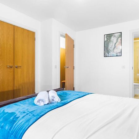 Ebra Stays - Luxury 2 Bedroom Apartment - Birmingham Bagian luar foto