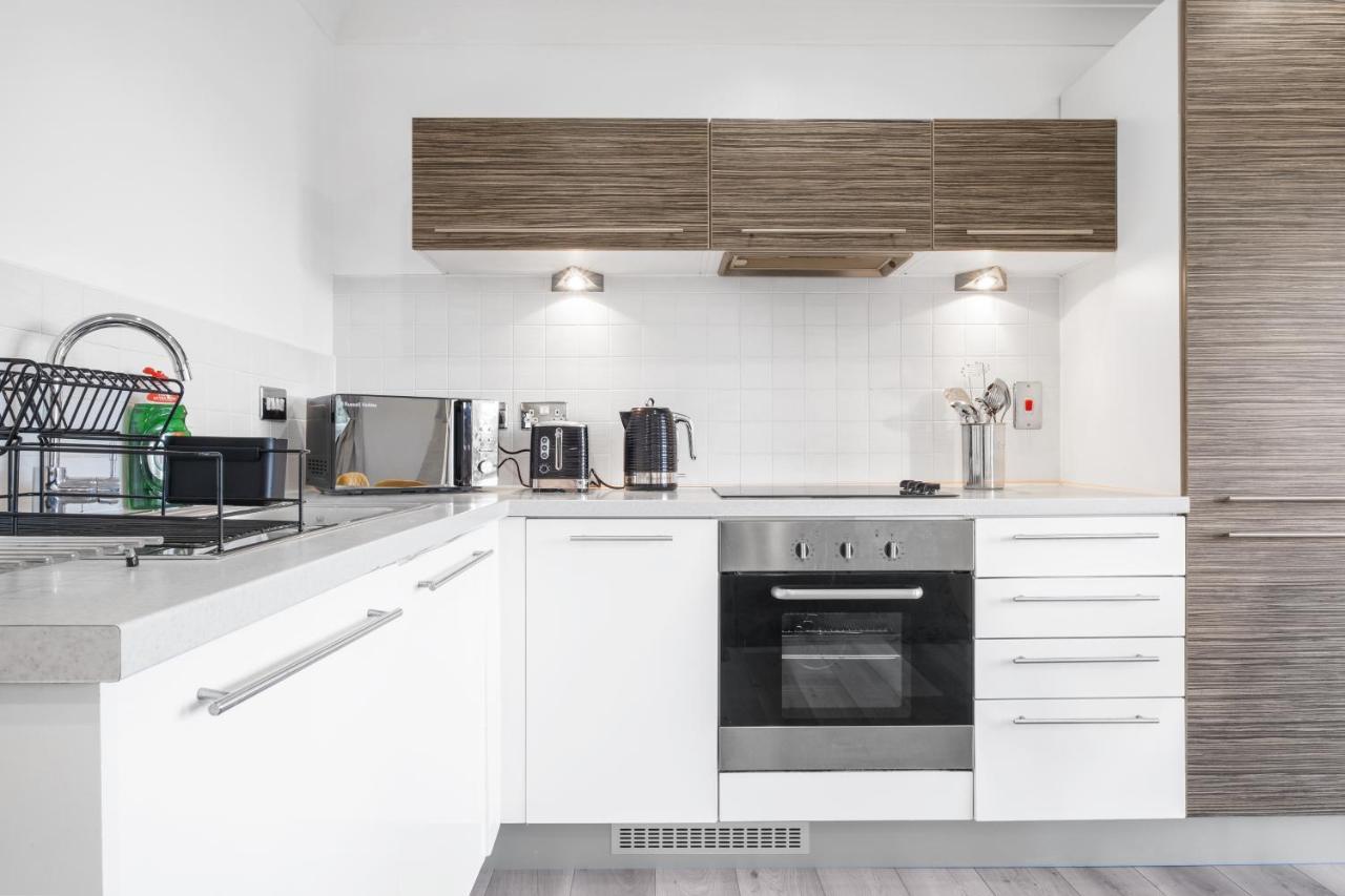 Ebra Stays - Luxury 2 Bedroom Apartment - Birmingham Bagian luar foto
