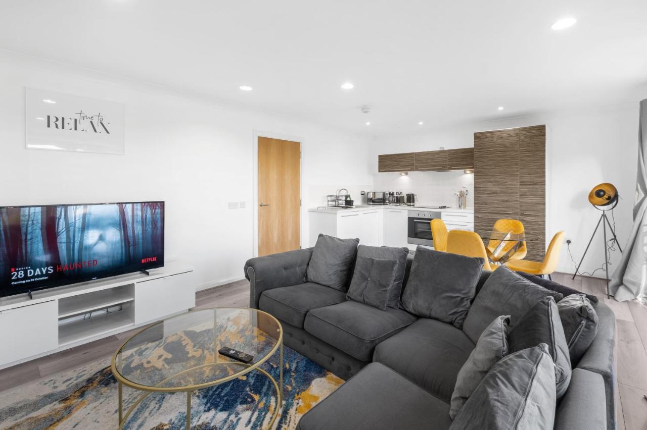 Ebra Stays - Luxury 2 Bedroom Apartment - Birmingham Bagian luar foto