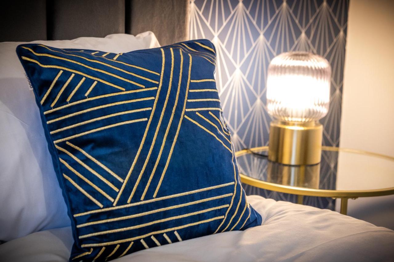 Ebra Stays - Luxury 2 Bedroom Apartment - Birmingham Bagian luar foto